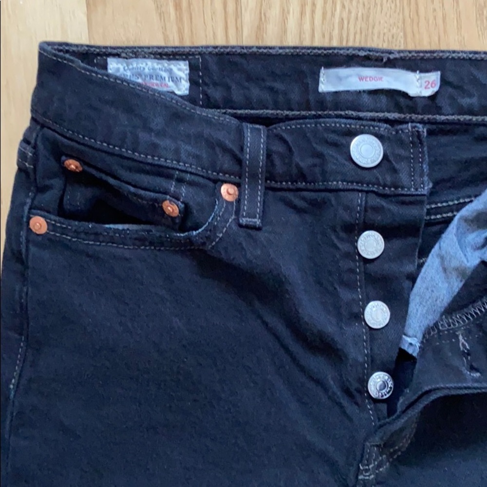 Levi’s Wedgie Jean 26
